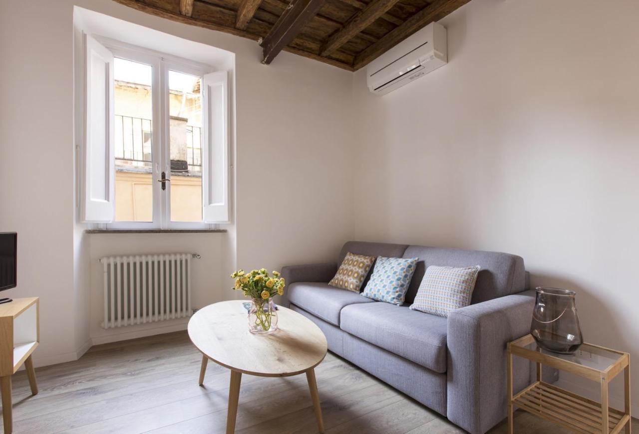 Cozy Apartment In Via Degli Spagnoli - FromhometoРим Екстериор снимка