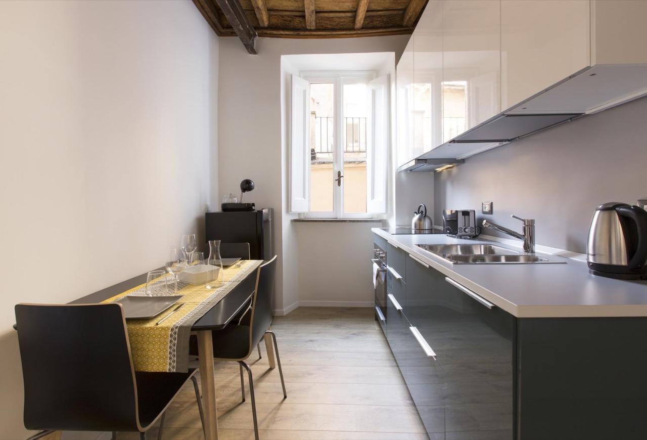 Cozy Apartment In Via Degli Spagnoli - FromhometoРим Екстериор снимка
