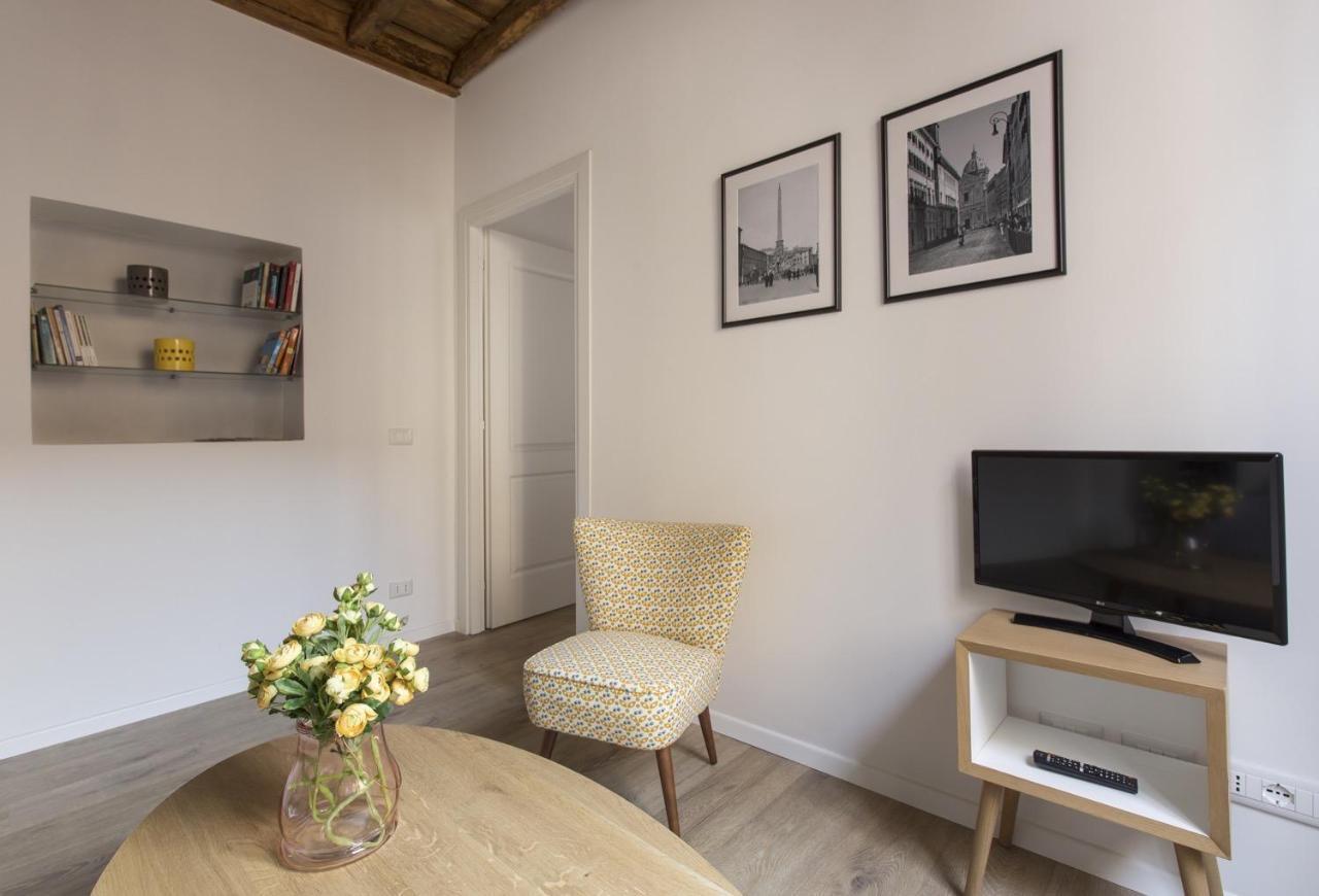 Cozy Apartment In Via Degli Spagnoli - FromhometoРим Екстериор снимка