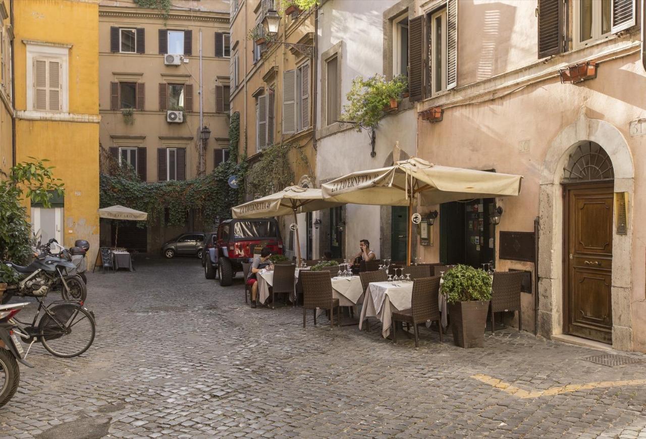 Cozy Apartment In Via Degli Spagnoli - FromhometoРим Екстериор снимка